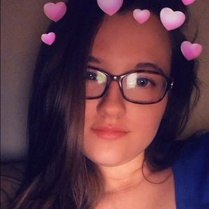 Meet your Posher, Macy